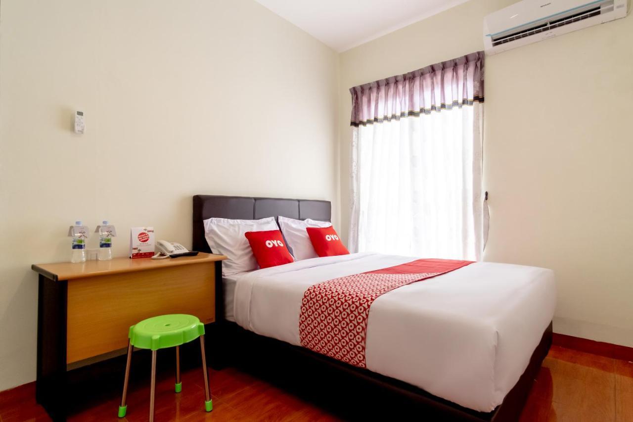 Oyo 1940 Cendana Homestay Syariah Medan Ngoại thất bức ảnh