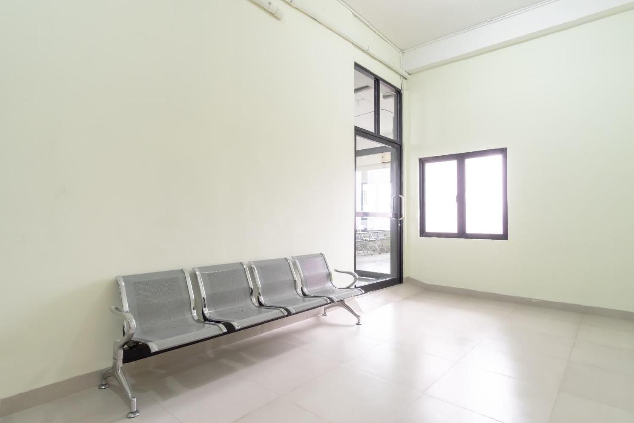 Oyo 1940 Cendana Homestay Syariah Medan Ngoại thất bức ảnh
