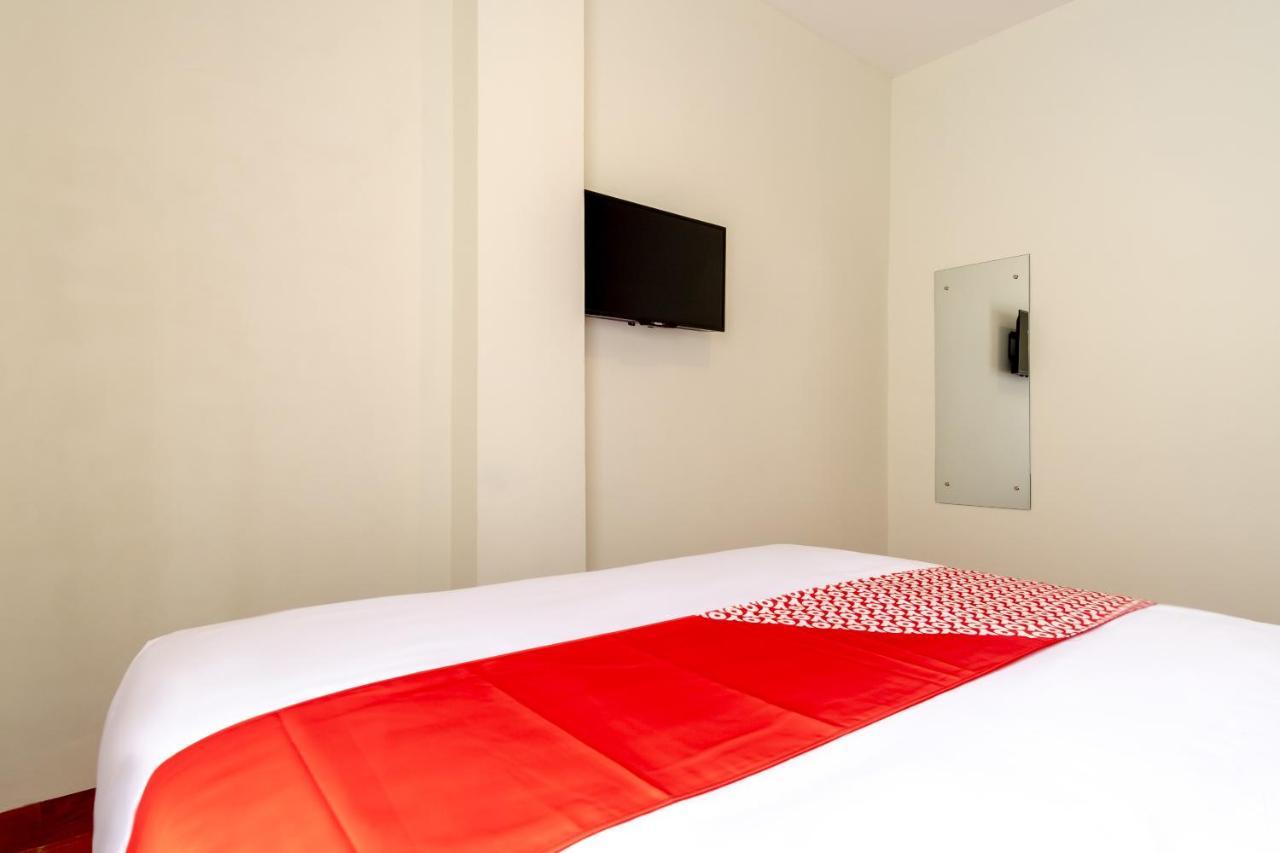 Oyo 1940 Cendana Homestay Syariah Medan Ngoại thất bức ảnh