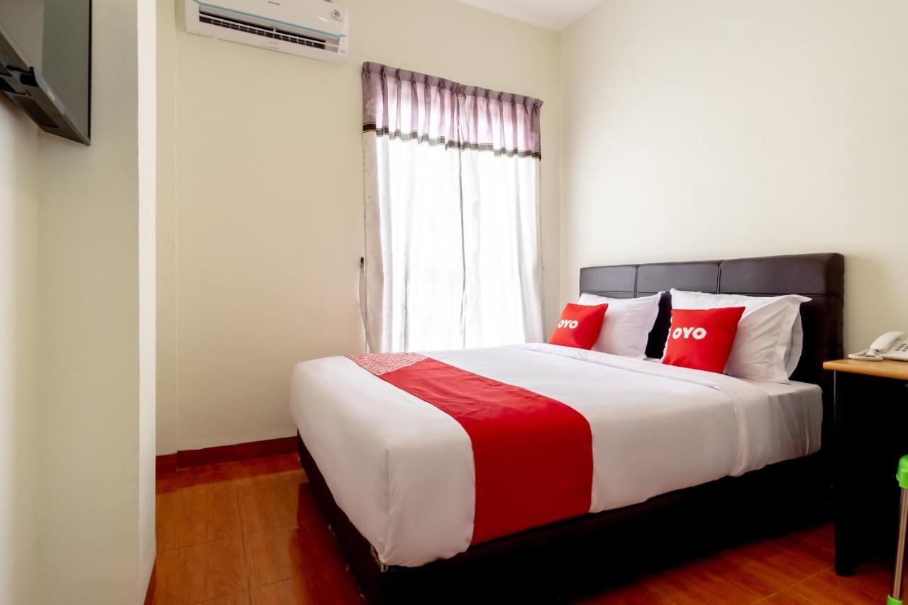 Oyo 1940 Cendana Homestay Syariah Medan Ngoại thất bức ảnh